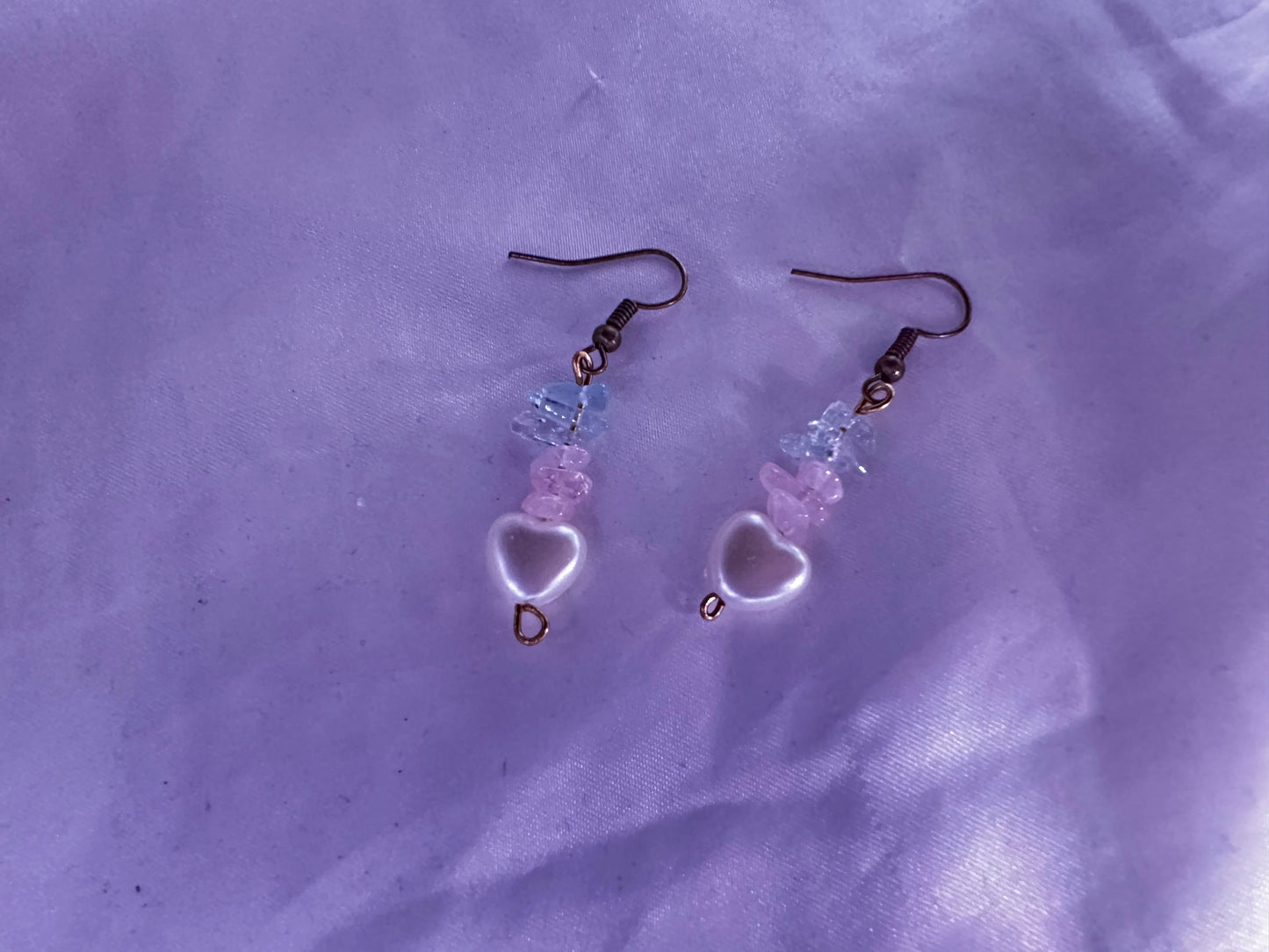 crystal chip earrings w/ heart