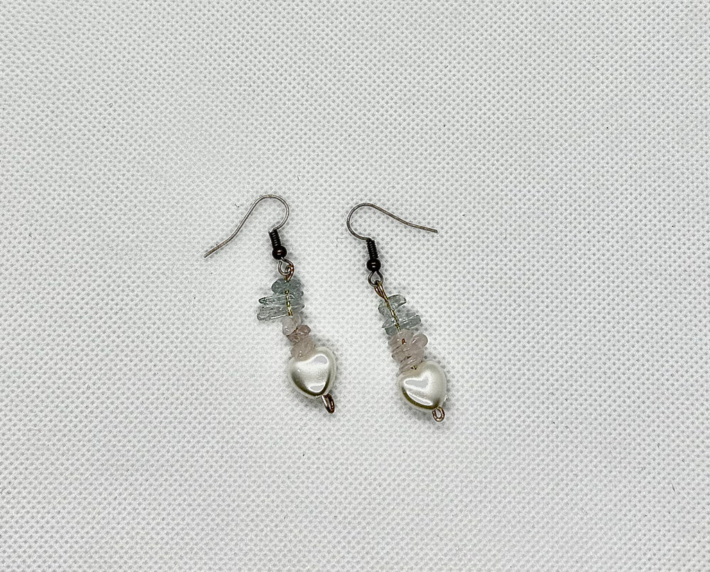 crystal chip earrings w/ heart